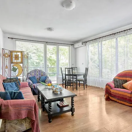 Coastal Heights ~ 2bd Flat In